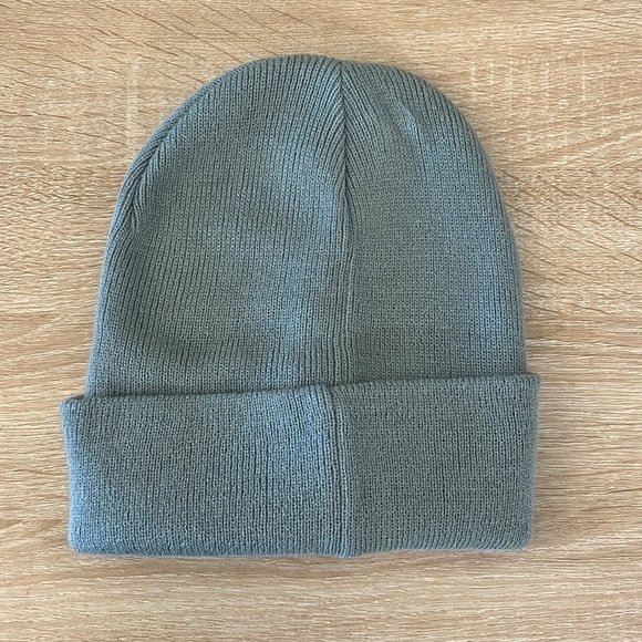 Levi’s Light SeaFoam Beanie | UNISEX - Picture 2 of 3
